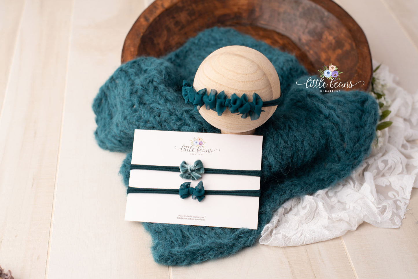 Multi-bow Tieback or Fuzzy Layer in Teal