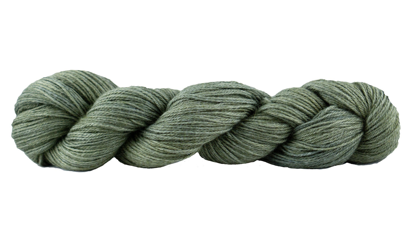 Manos del Uruguay Serena Yarn